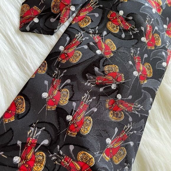 Studio 890 hand made silk tie golf print - Picture 2 of 3